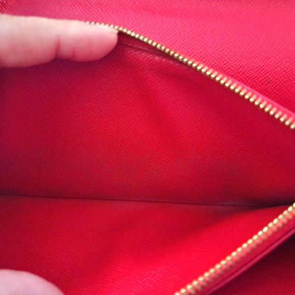 Authentic Louis Vuitton Red EPI Wallet - Picture 14 of 15